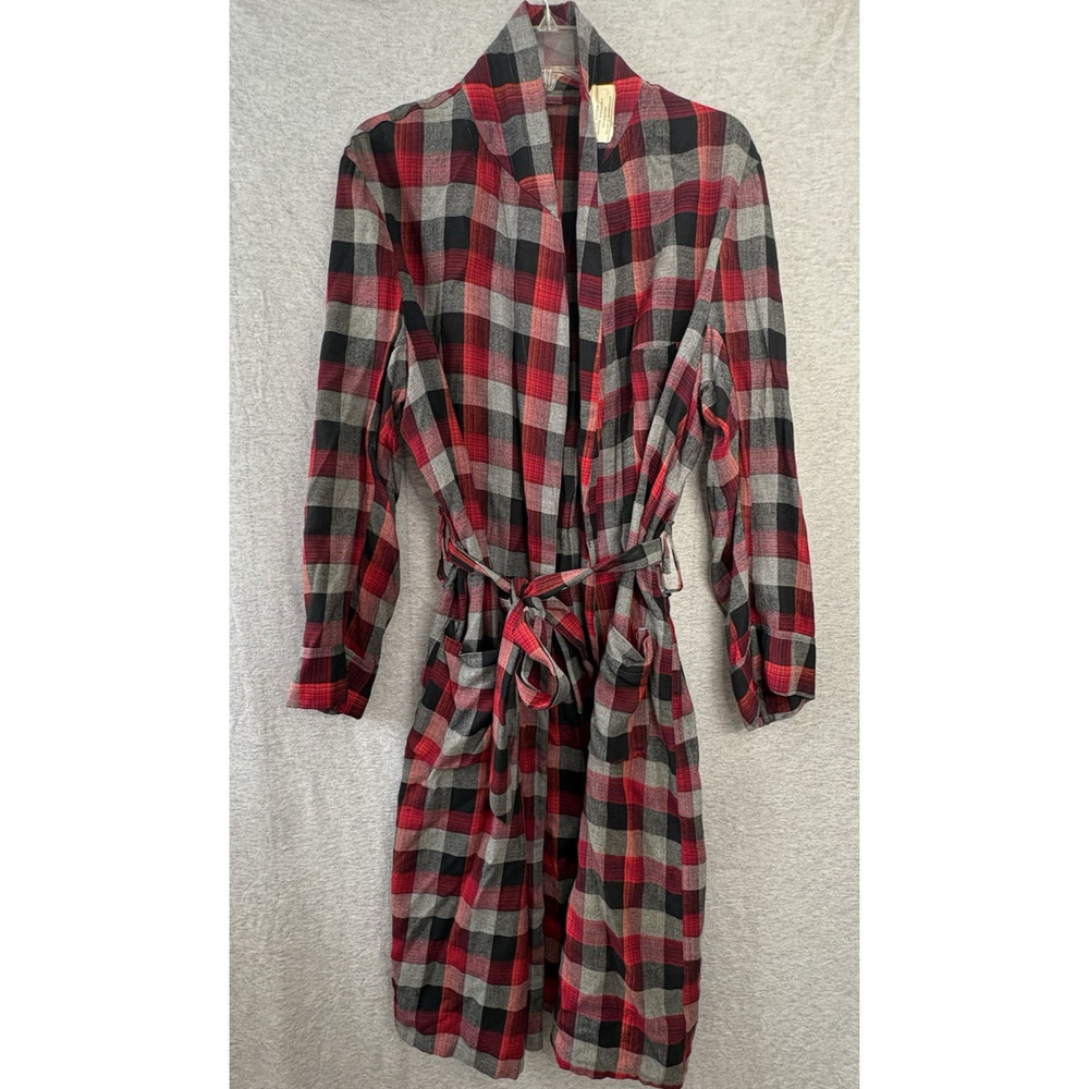 Vinatge Rayon Long Sleeve Plaid Robe Medium USA Exclusive Of Ornamentation 70s